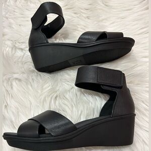 NATURALIZER Riviera Wedge Sandal
